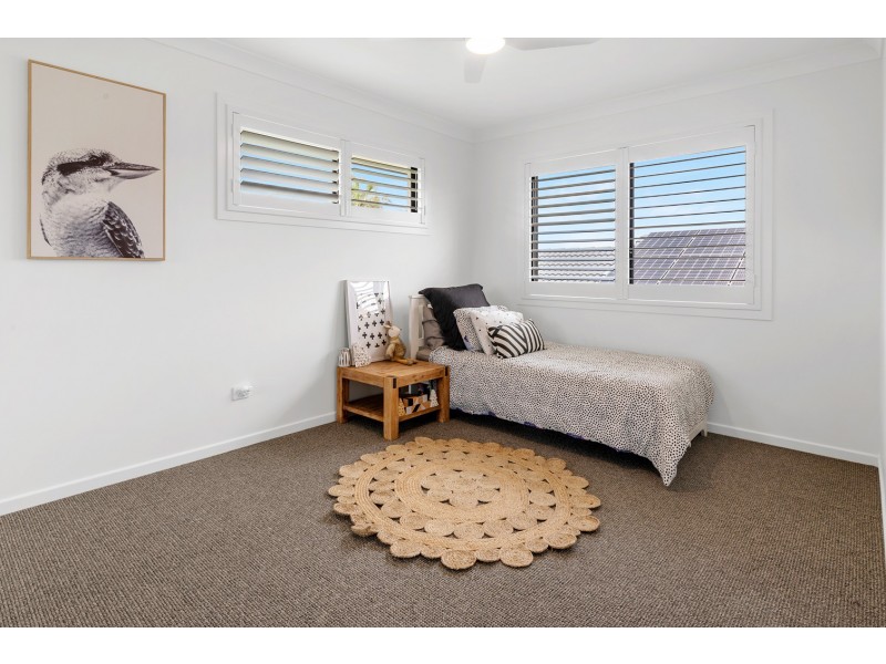 10 Koolewong Parade, Ashmore QLD 4214