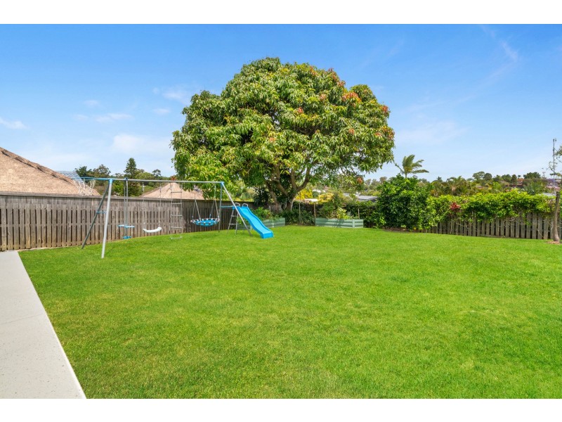 10 Koolewong Parade, Ashmore QLD 4214