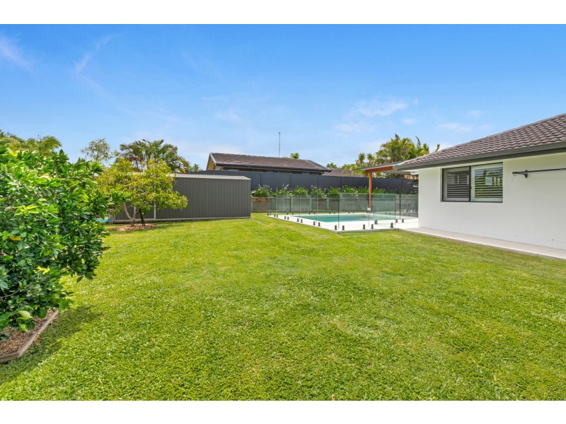 10 Koolewong Parade, Ashmore QLD 4214
