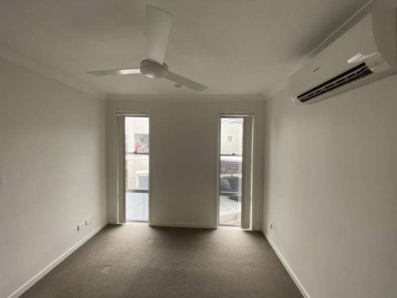 84 The Promenade, Springfield Lakes QLD 4300