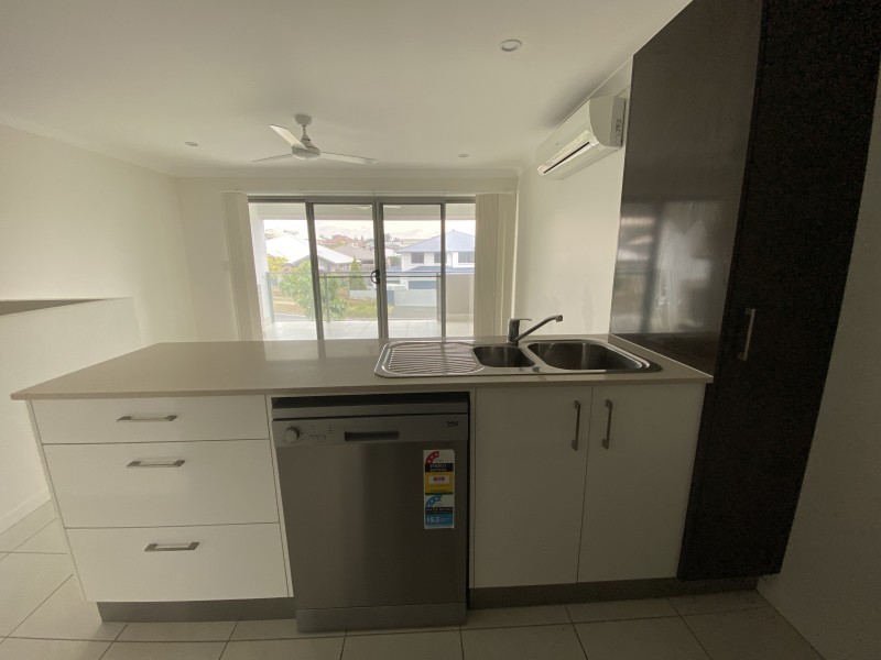 84 The Promenade, Springfield Lakes QLD 4300