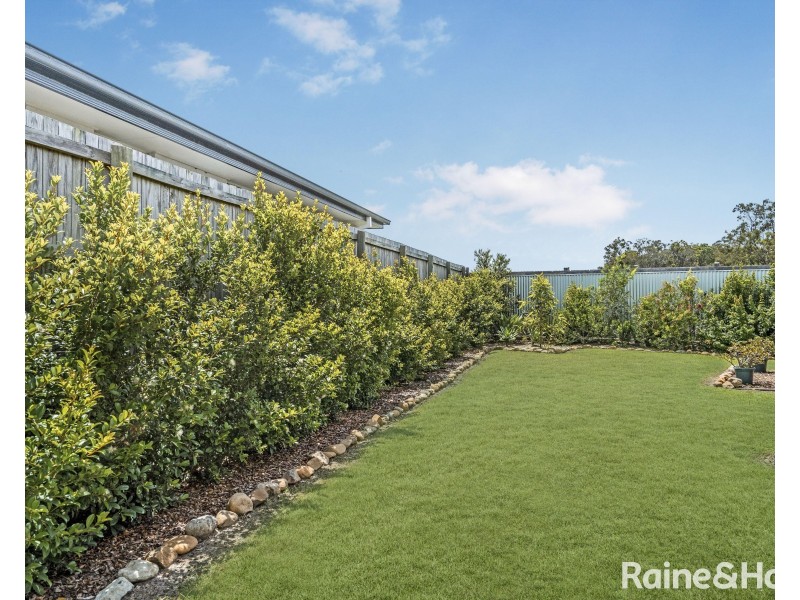 18 Angahook Crescent, Upper Coomera QLD 4209