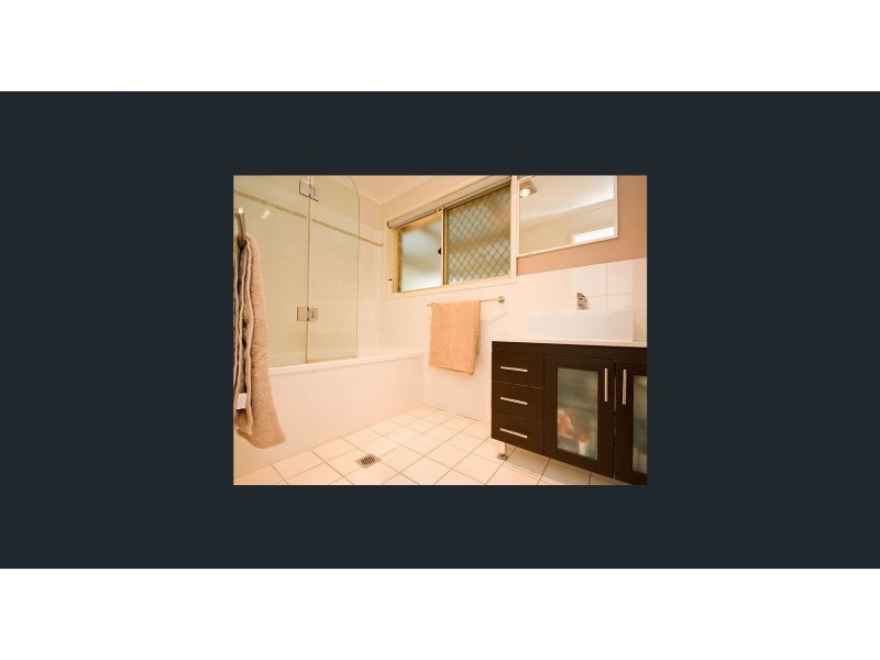 10 Copperfield Drive, Eagleby QLD 4207