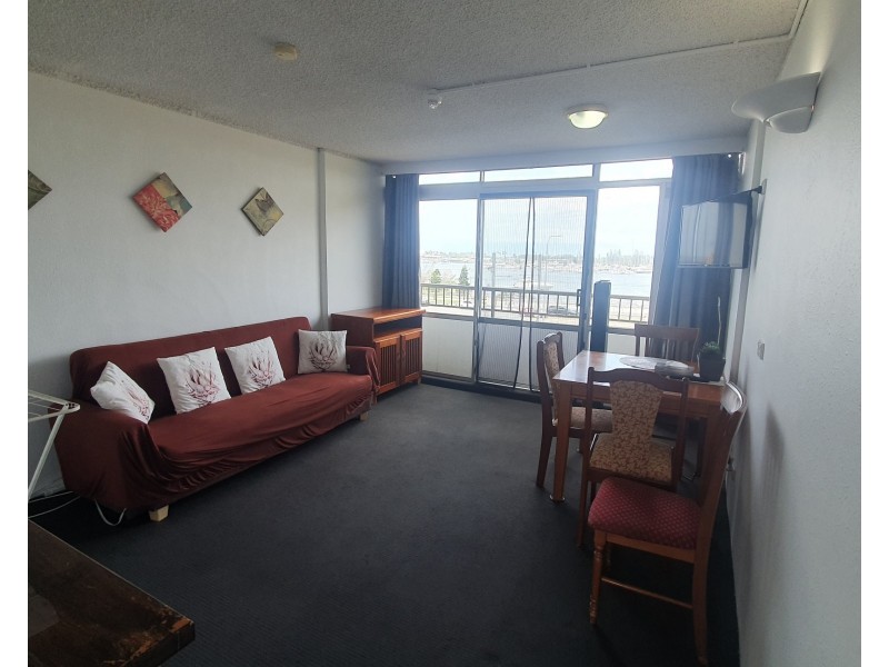 409/2 Barney Street, Southport QLD 4215