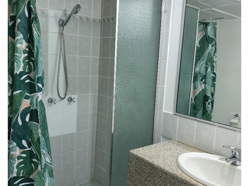 409/2 Barney Street, Southport QLD 4215