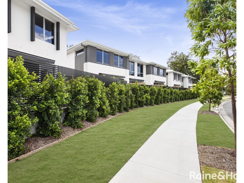 27/188 Gainsborough Drive, Pimpama QLD 4209