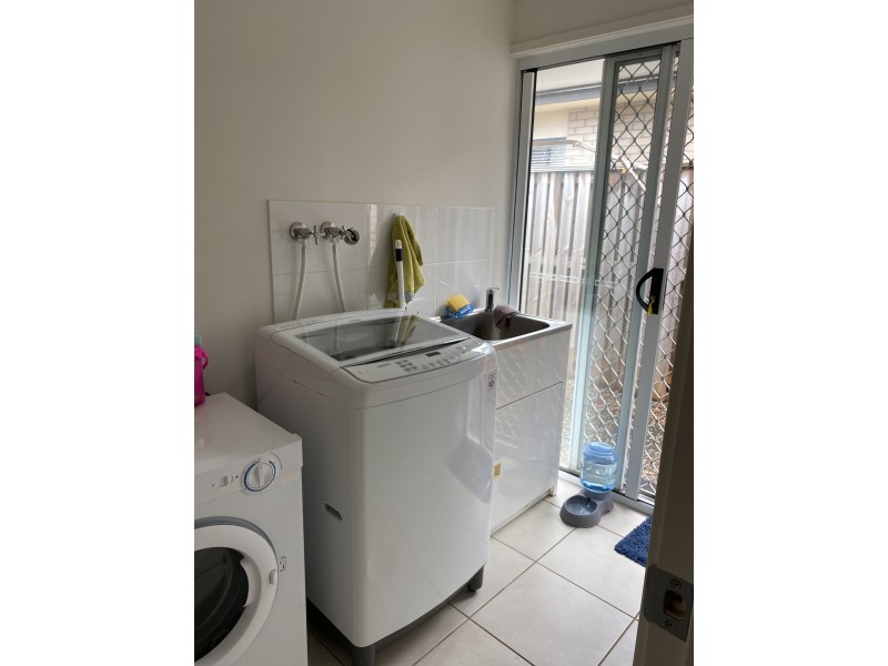 15 Fairy Wren Circuit, Dakabin QLD 4503