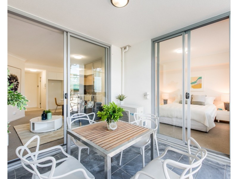 19 Talbot Street, Coorparoo QLD 4151