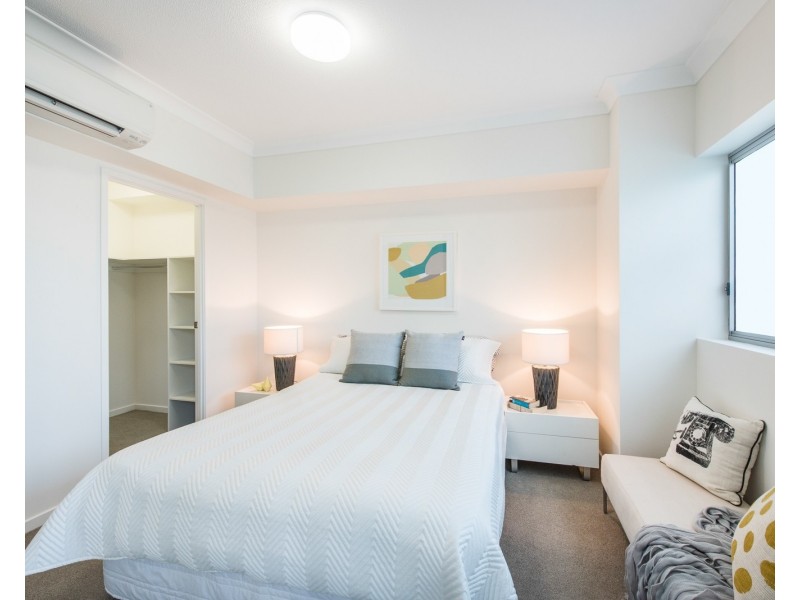 19 Talbot Street, Coorparoo QLD 4151