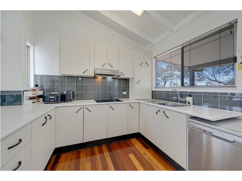 25 Tecoma Street, Kingston QLD 4114