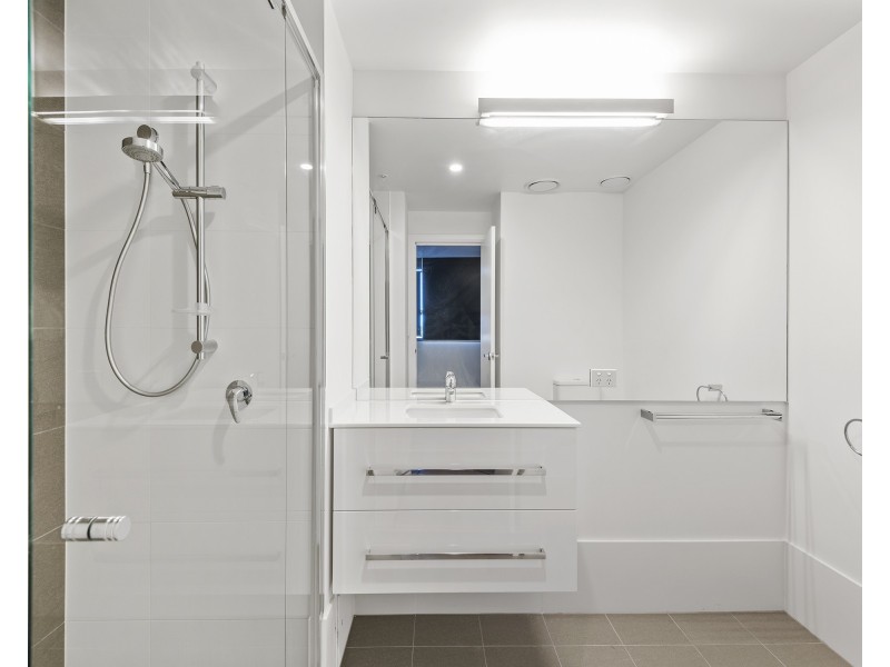 11306/300 Old Cleveland Road, Coorparoo QLD 4151