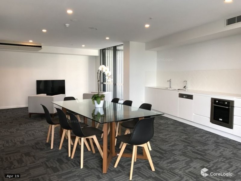 30202/300 Old Cleveland Road, Coorparoo QLD 4151