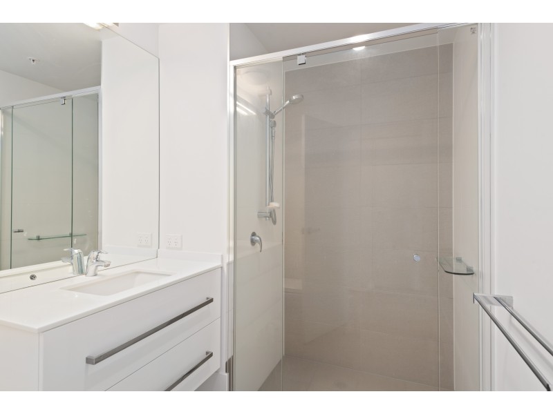 11104/300 Old Cleveland Road, Coorparoo QLD 4151