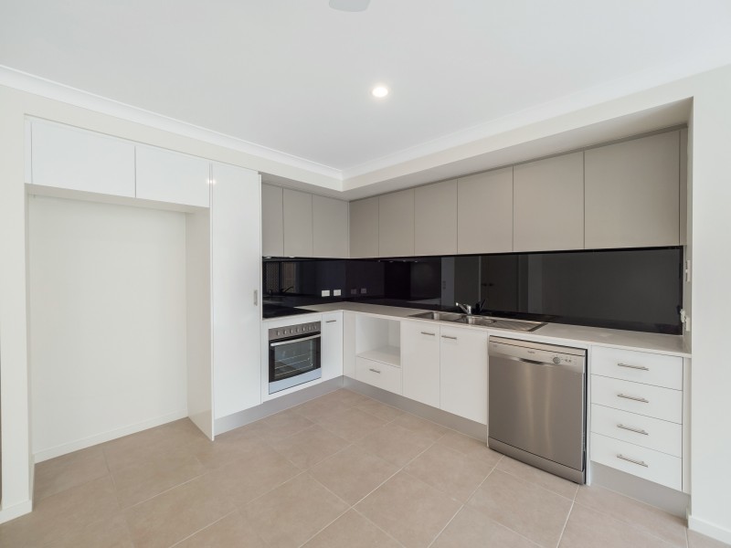 24/9 Springfield College Drive, Springfield QLD 4300