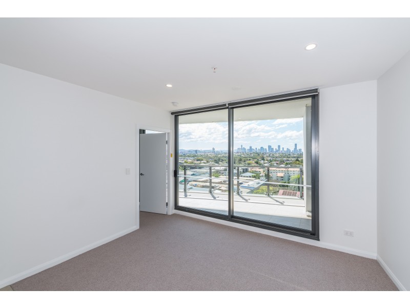 20605/300 Old Cleveland Rd, Coorparoo QLD 4151