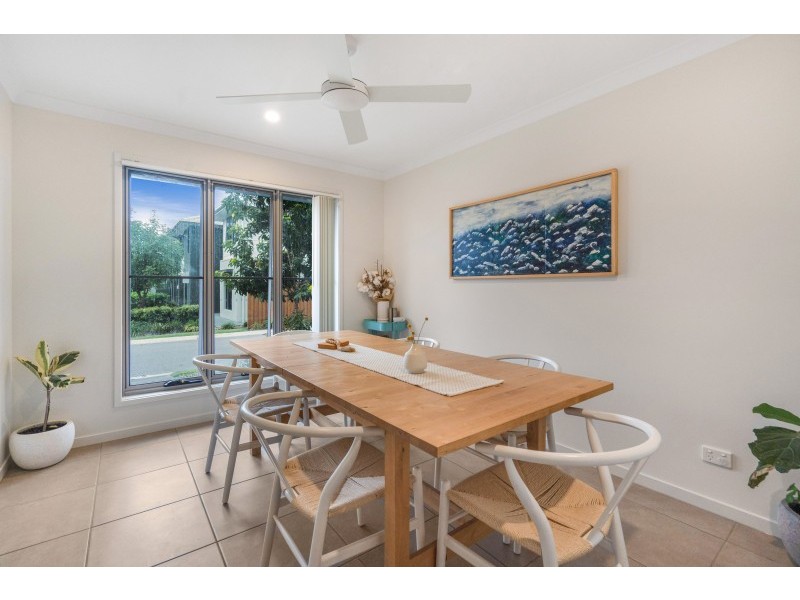 106/370 Gainsborough Drive, Pimpama QLD 4209