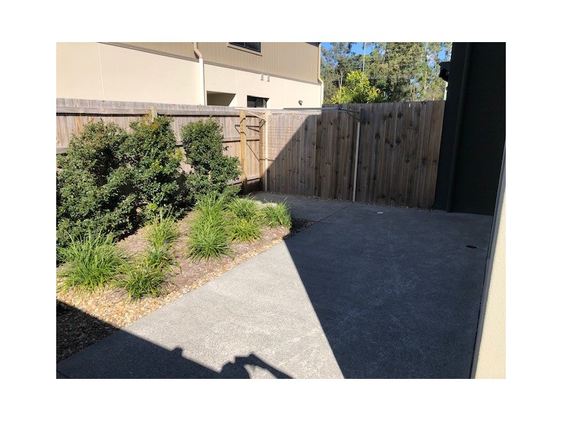 106/370 Gainsborough Drive, Pimpama QLD 4209