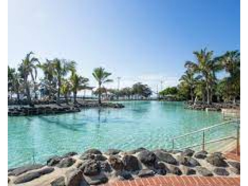 2/7 Meredith Street, Redcliffe QLD 4020