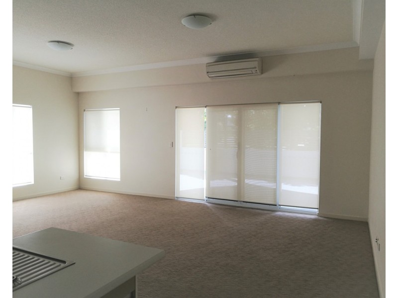 13 Louis Street, Redcliffe QLD 4020