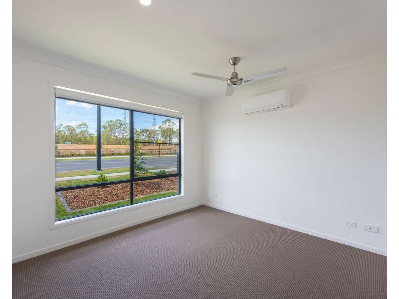 18 Covella Boulevard, Greenbank QLD 4124