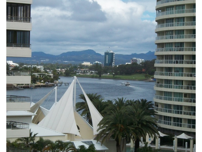 613/2 Barney Street, Southport QLD 4215