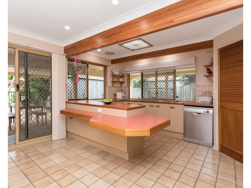 38 Phillip Street, Redland Bay QLD 4165