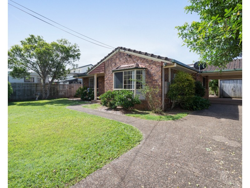 38 Phillip Street, Redland Bay QLD 4165