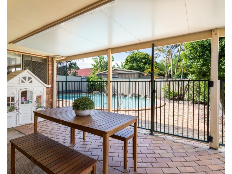 38 Phillip Street, Redland Bay QLD 4165