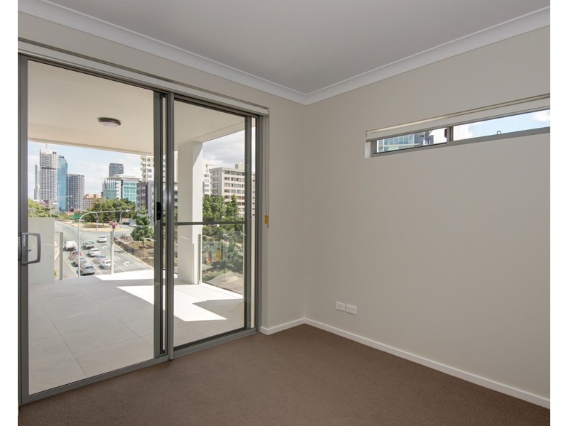 37 CONNOR STREET, Kangaroo Point QLD 4169