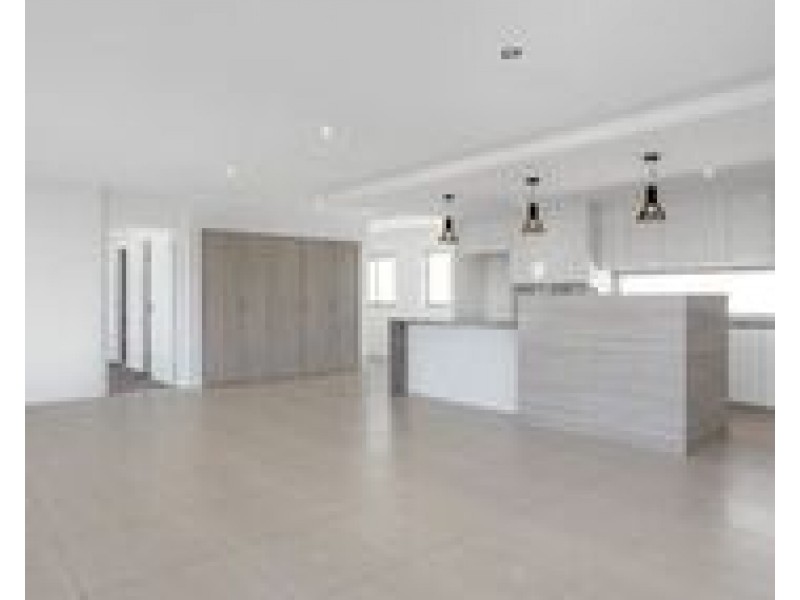 802/4 Anderson St, Scarborough QLD 4020