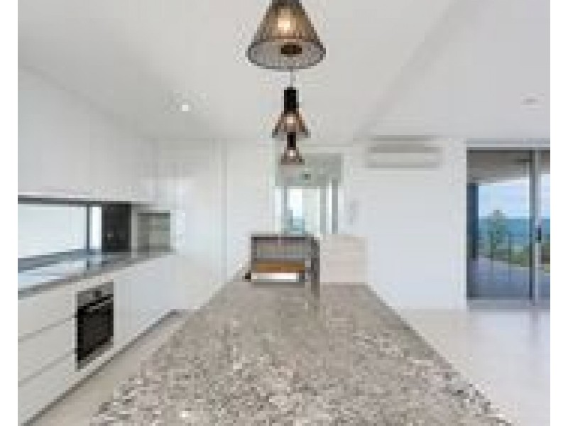 802/4 Anderson St, Scarborough QLD 4020