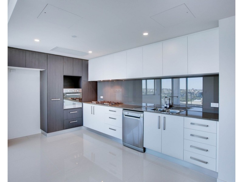 64/27 Manning Street, Milton QLD 4064