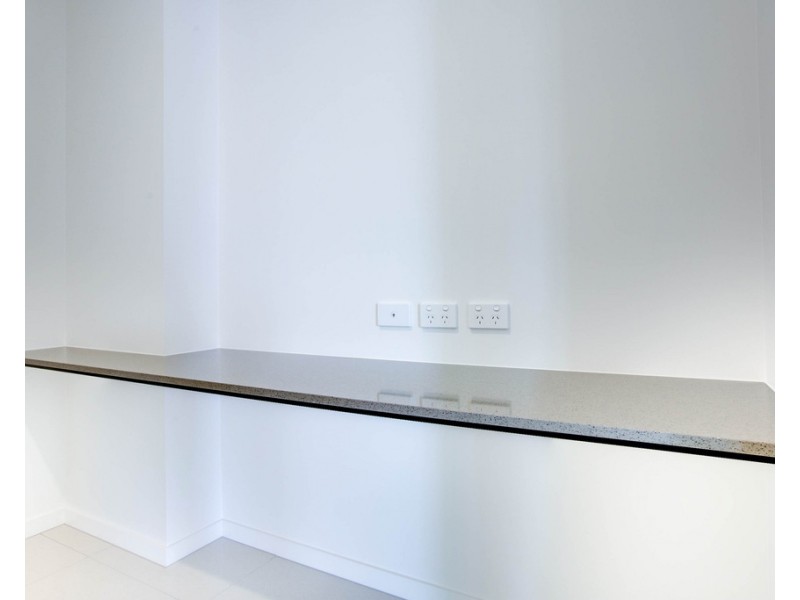 64/27 Manning Street, Milton QLD 4064