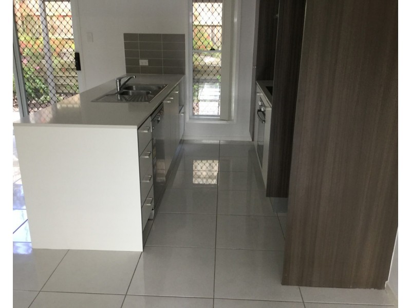 19/75 Gordon Rd, Redland Bay QLD 4165