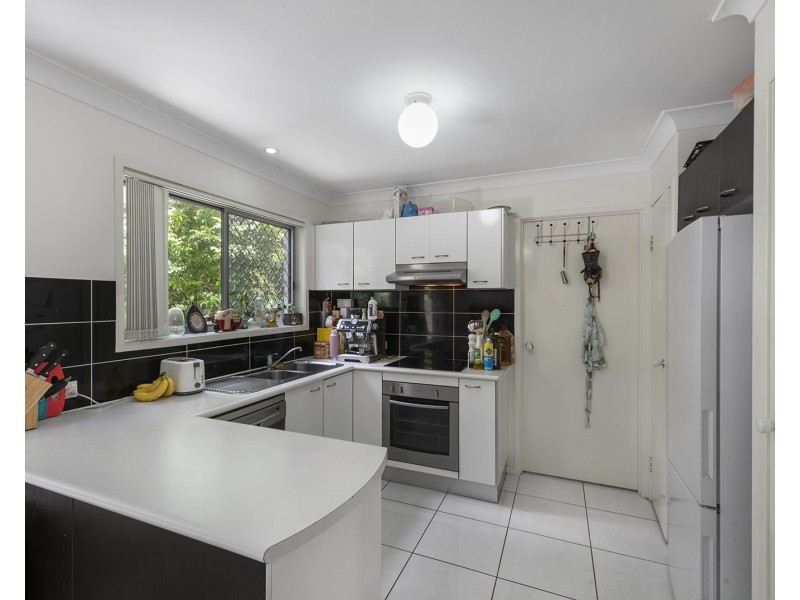 2/350 Leitchs Road, Brendale QLD 4500