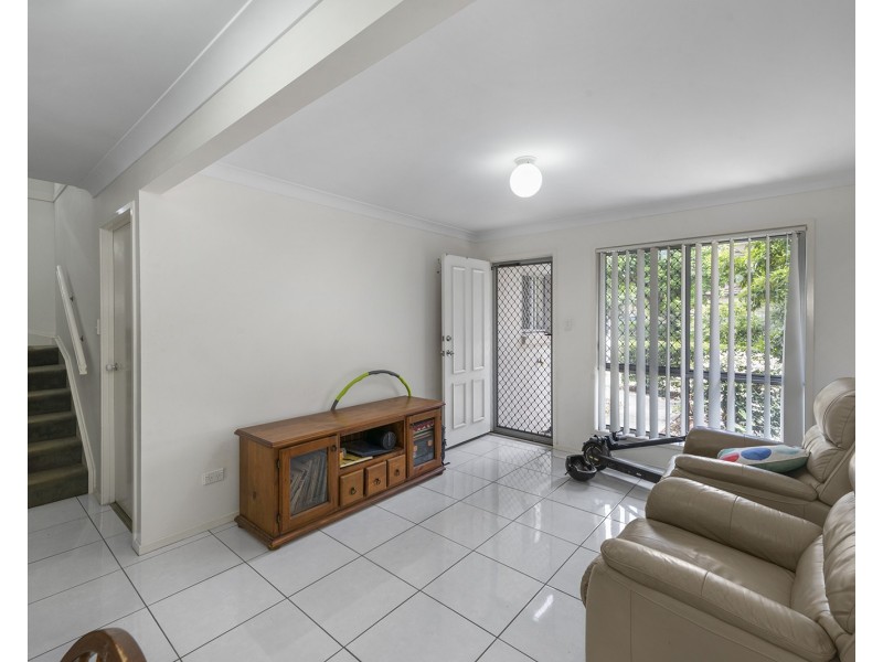 2/350 Leitchs Road, Brendale QLD 4500