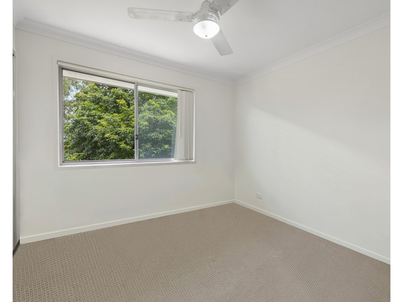 2/350 Leitchs Road, Brendale QLD 4500