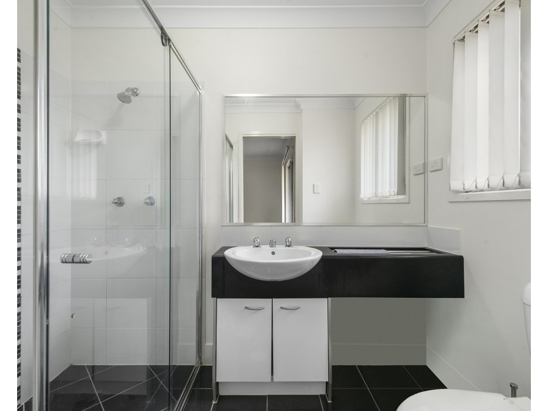 2/350 Leitchs Road, Brendale QLD 4500