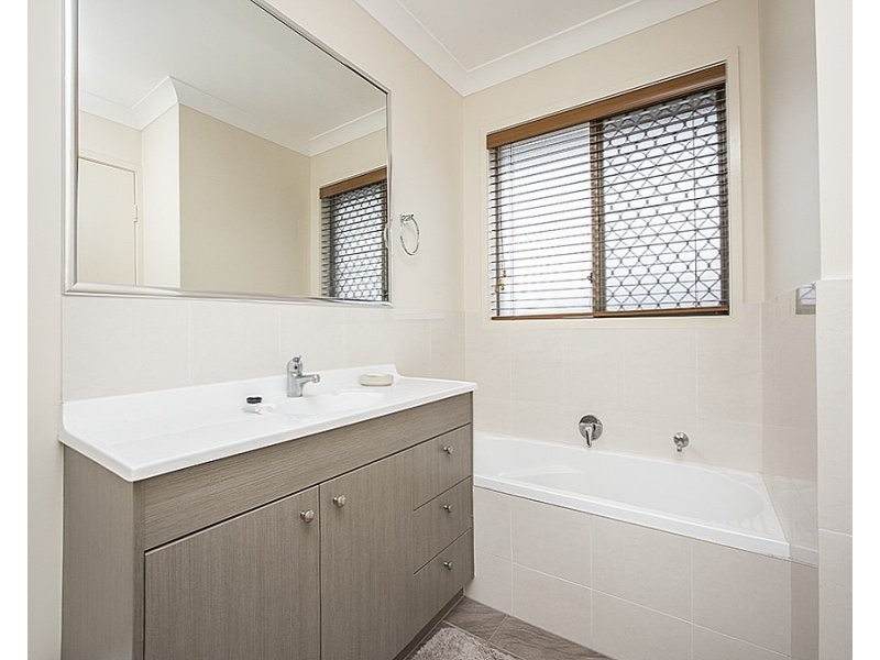 34/75 LEVINGTON ROAD, Eight Mile Plains QLD 4113