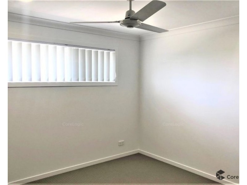 15 Irvine Place, Hillcrest QLD 4118