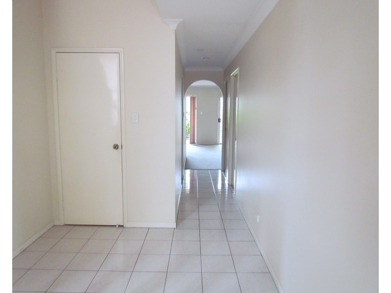 19/11 Newtown Street, East Ipswich QLD 4305