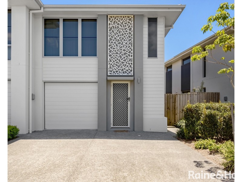 83/188 Gainsborough Drive, Pimpama QLD 4209