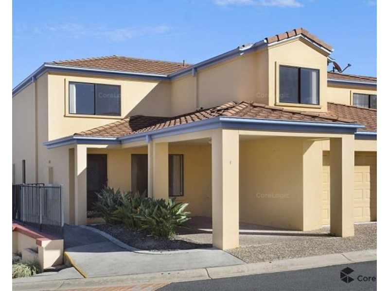 1/2 Concord Circuit, Robina QLD 4226