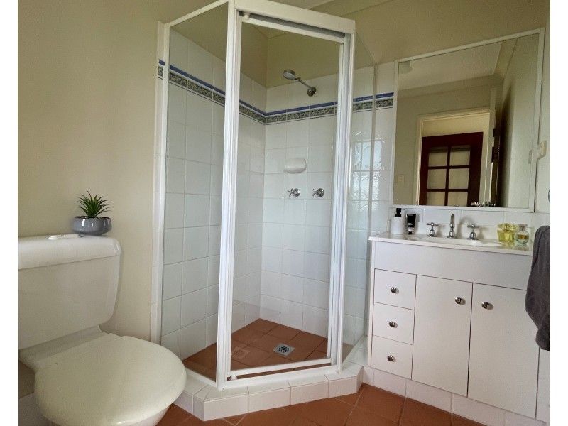 1/2 Concord Circuit, Robina QLD 4226