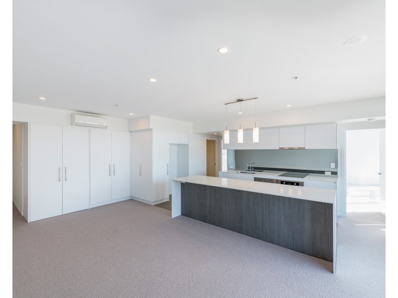 20801/300 Old Cleveland rd, Coorparoo QLD 4151