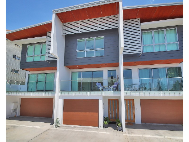 40 Middle Street, Highgate Hill QLD 4101