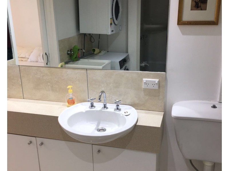 202/1855 Gold Coast Highway, Burleigh Heads QLD 4220