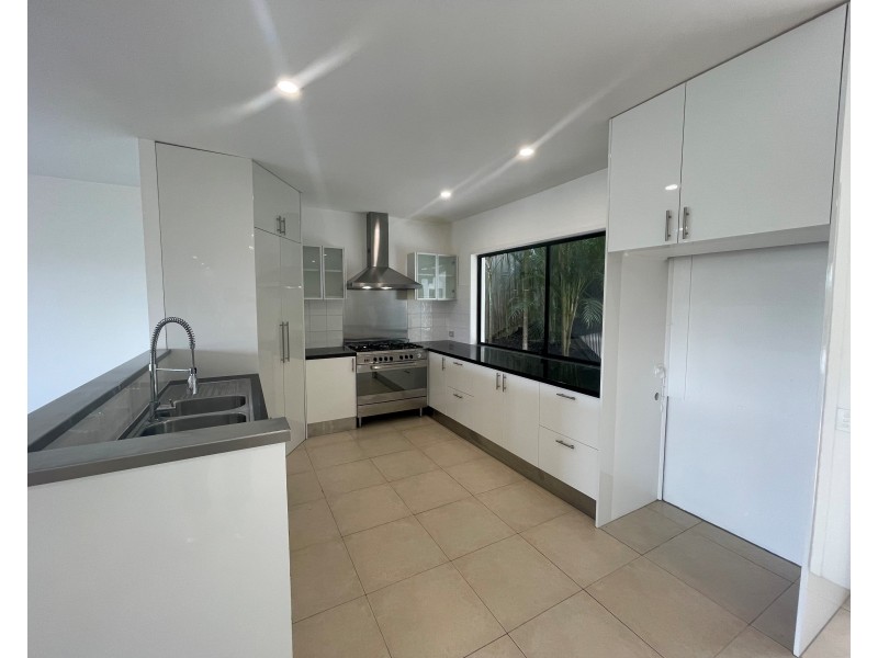 13 Milparinka Terrace, Ashmore QLD 4214