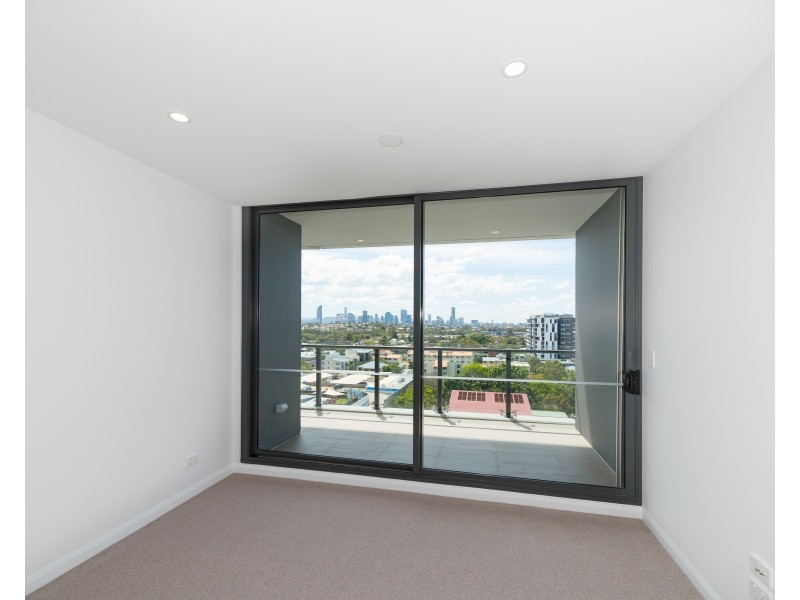 20704/300 Old Cleveland Rd, Coorparoo QLD 4151