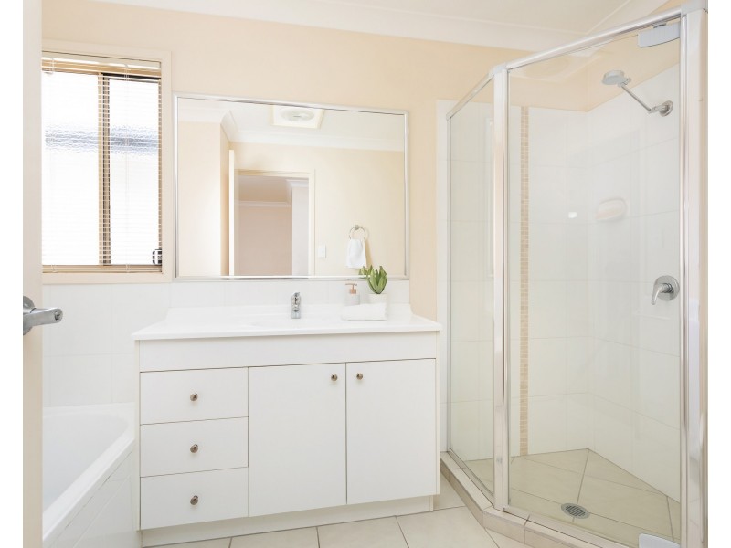13/6 Canton Court, Manly West QLD 4179